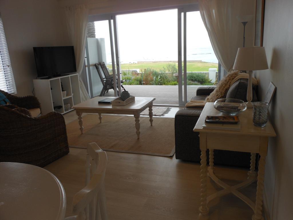 Palm Villa Cottage Kommetjie Ruang foto