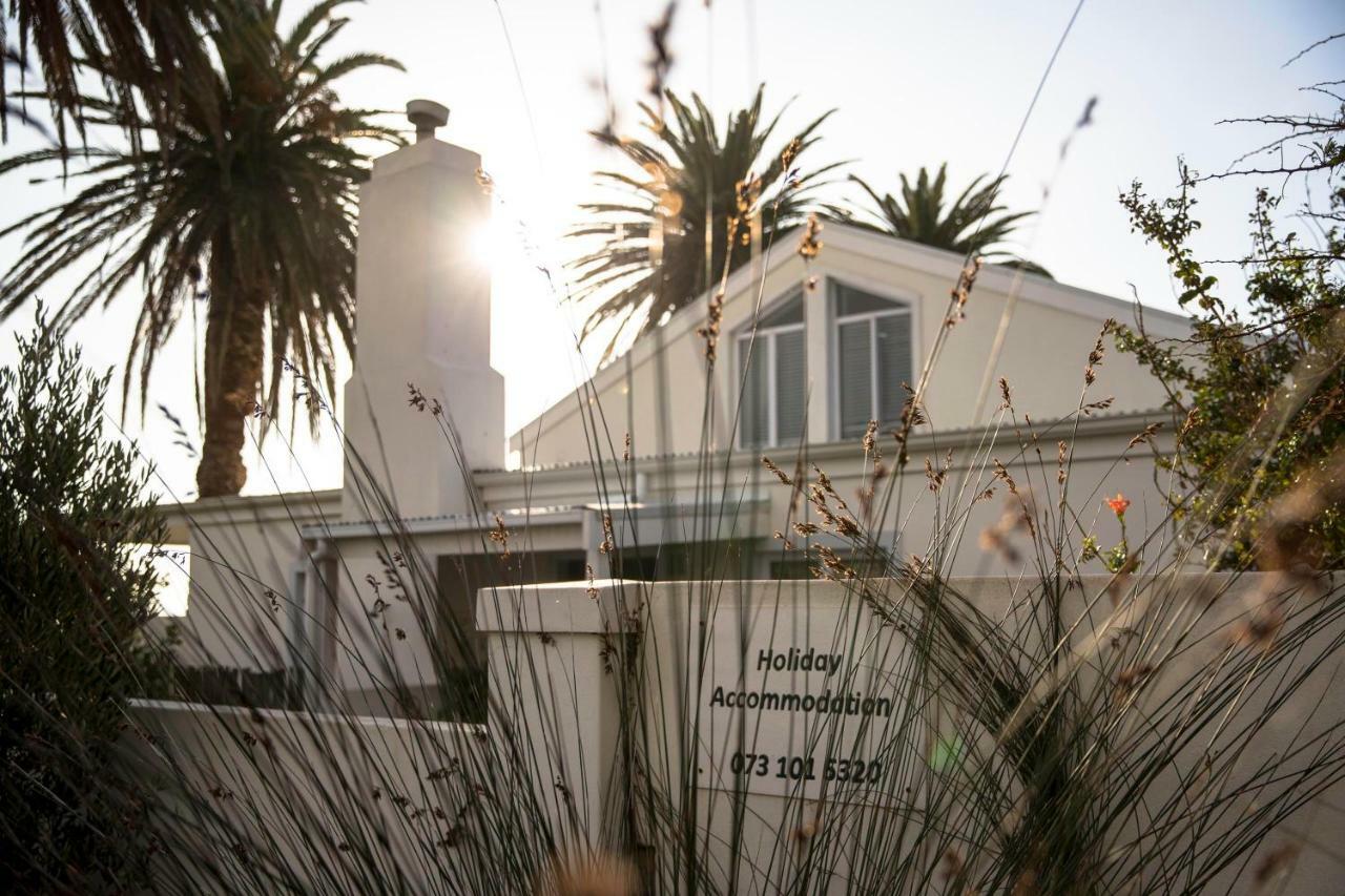 Palm Villa Cottage Kommetjie Bagian luar foto